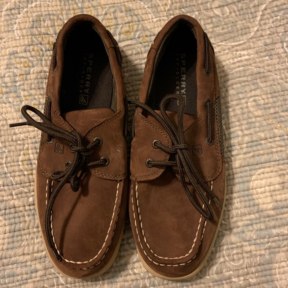 Big boys Sperry lanyard lace up boat shoes